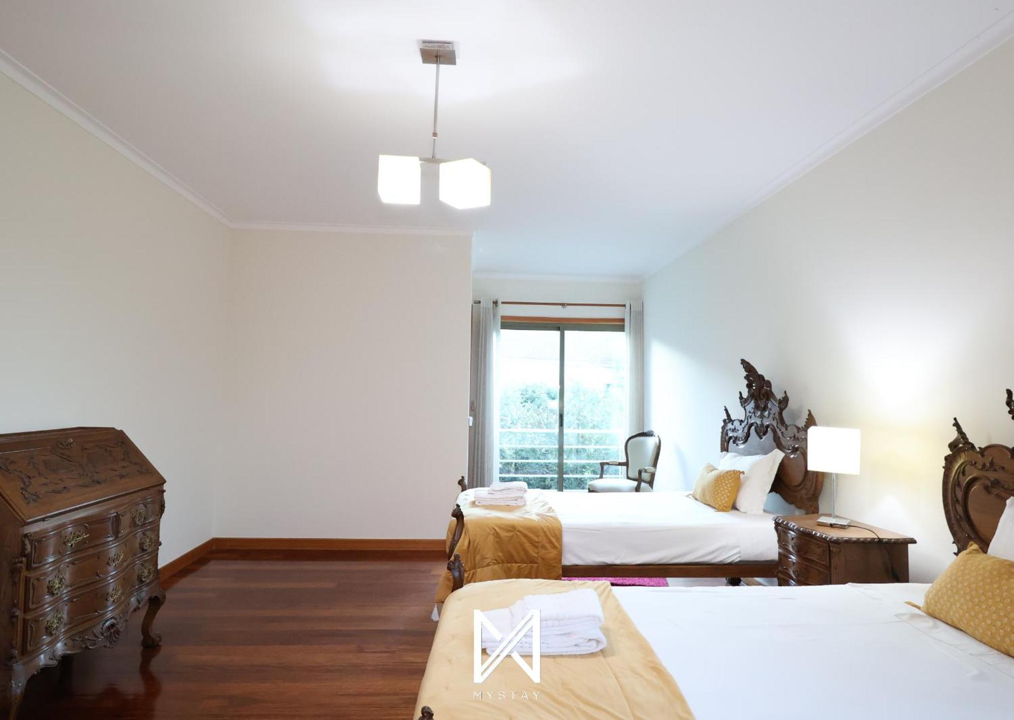 Mystay - Lagos House บรากา ภายนอก รูปภาพ